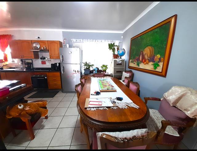 3 BEDROOM TOWNHOUSE FOR SALE IN ARCON PARK